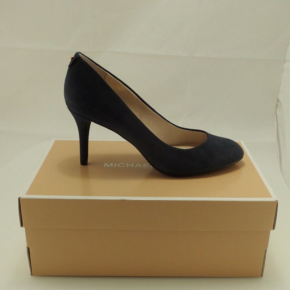 NIB MICHAEL KORS 40F3MFMP2S MK FLEX NAVY PUMP 9.5